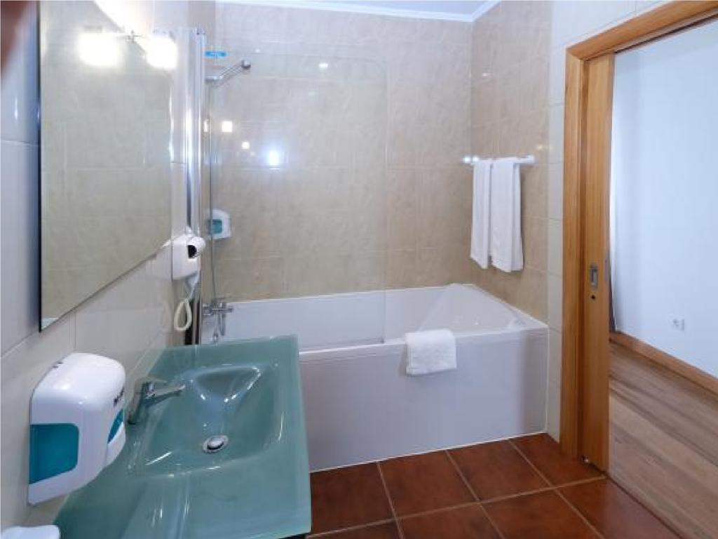 Maison d'hôtes Casa Lagar De Pedra à Santa Cruz da Graciosa Extérieur photo