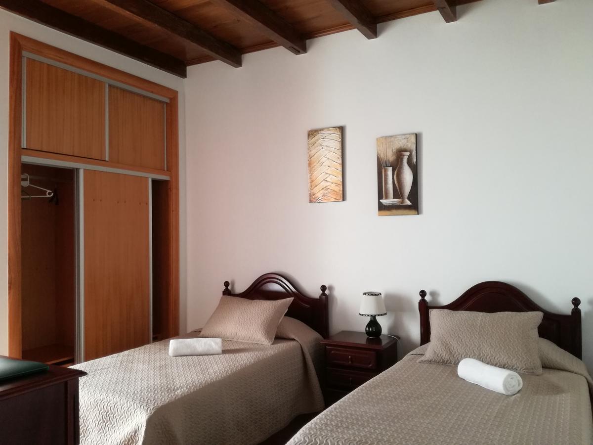 Maison d'hôtes Casa Lagar De Pedra à Santa Cruz da Graciosa Extérieur photo